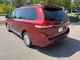 Used 2014 Toyota Sienna XLE image 3