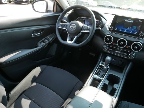 Certified 2023 Nissan Sentra SV w/ All-Weather Package FWD image 9
