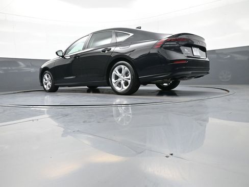 Certified 2024 Honda Accord LX image 30