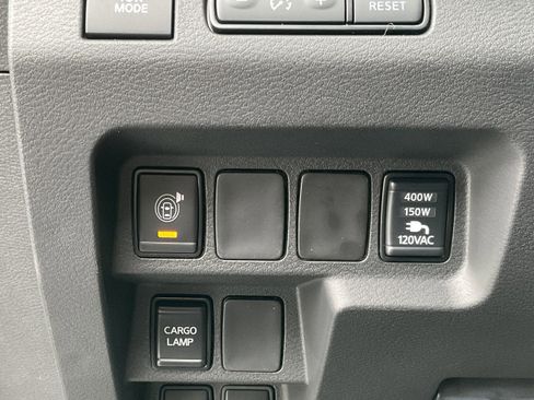 Used 2026 Nissan Frontier PRO-4X w/ Pro-4x Convenience Package image 27