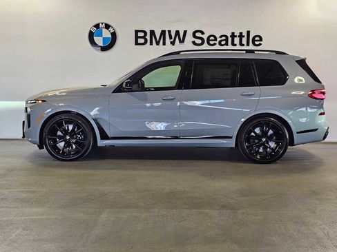 New 2026 BMW X7 M60i AWD/4WD image 3
