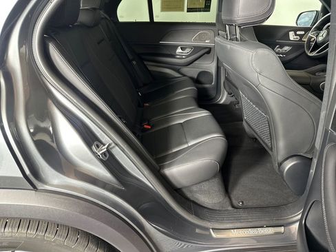 Certified 2025 Mercedes-Benz GLE 450 4MATIC image 17