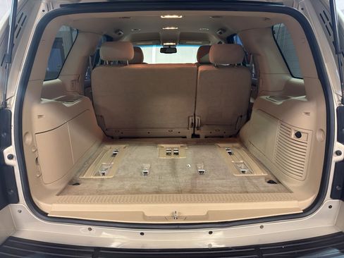 Used 2009 Chevrolet Tahoe LT w/ Convenience Package image 32