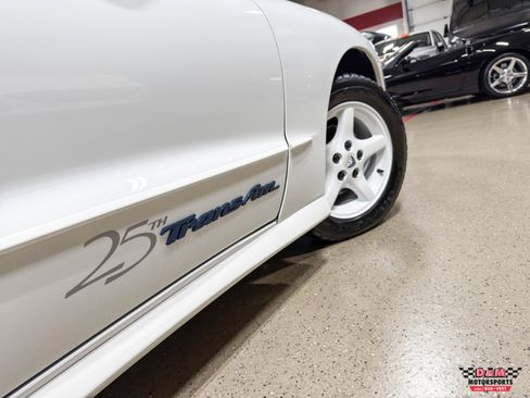 Used 1994 Pontiac Firebird Coupe RWD image 48