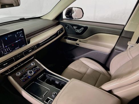 Used 2021 Lincoln Aviator Reserve w/ Equipment Group 201A AWD/4WD image 25