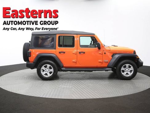 Used 2018 Jeep Wrangler Unlimited Sport S AWD/4WD image 43