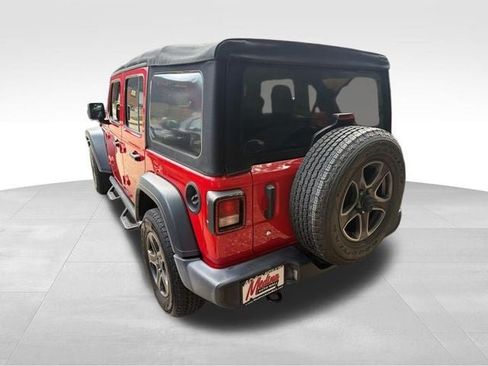 Used 2018 Jeep Wrangler Unlimited Sport S AWD/4WD image 7