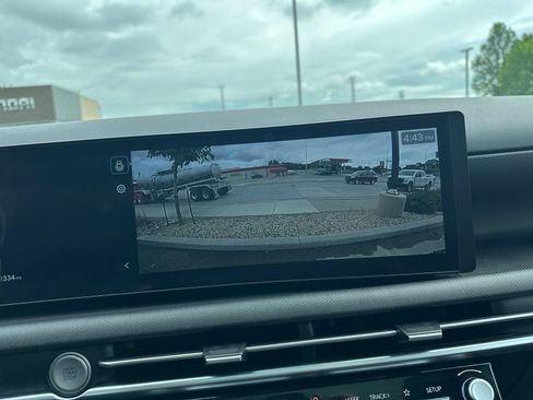 Used 2025 Hyundai Tucson SEL AWD/4WD image 61