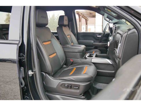 Used 2022 GMC Sierra 2500 AT4 w/ Snow Plow Prep/Camper Package image 14