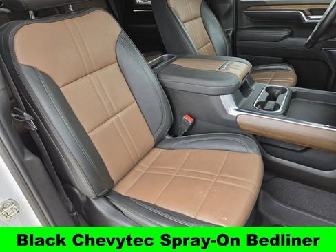 Used 2024 Chevrolet Silverado 2500 High Country w/ Z71 Off-Road Package image 35