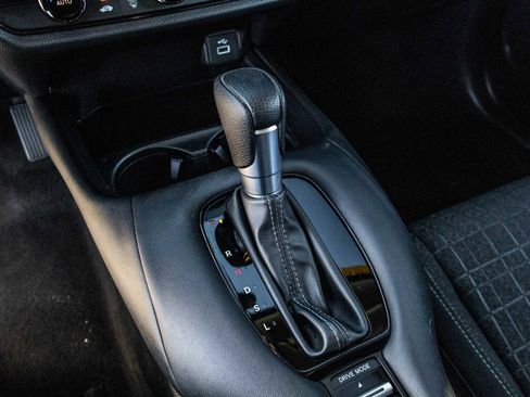 Used 2024 Honda HR-V LX image 21