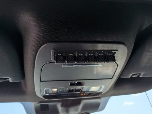 Used 2024 Ford F350 Lariat w/ Lariat Ultimate Package AWD/4WD image 22