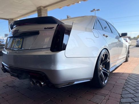 Used 2016 Cadillac CTS V w/ Luxury Package RWD image 14