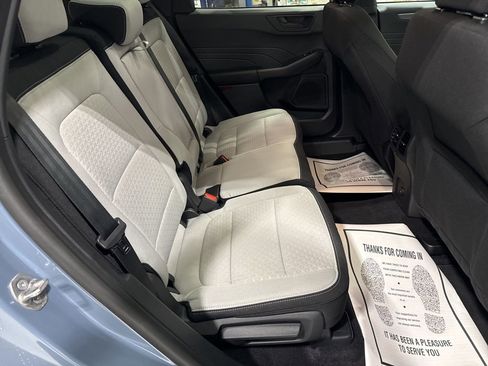 New 2025 Ford Escape Active w/ Tech Pack #1 AWD/4WD image 31