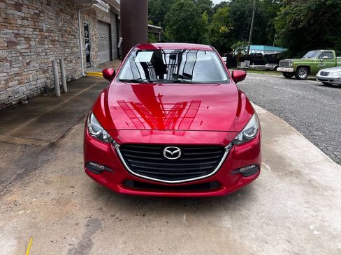 Used 2017 MAZDA MAZDA3 Touring FWD image 3