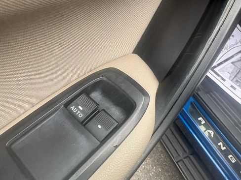 Used 2019 Ford Ranger XLT w/ Black Appearance Package image 9