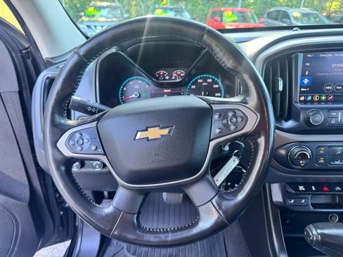Used 2019 Chevrolet Colorado Z71 AWD/4WD image 21