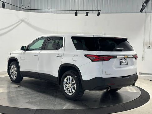 Used 2023 Chevrolet Traverse LS FWD image 13