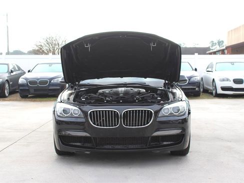 Used 2013 BMW 750i image 35