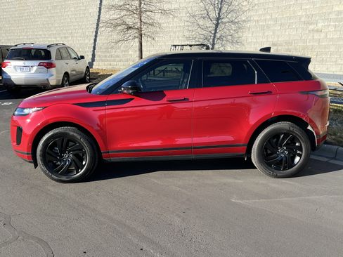 Used 2021 Land Rover Range Rover Evoque S image 4
