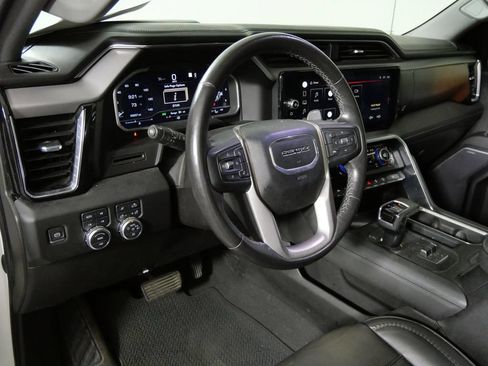 Used 2022 GMC Sierra 1500 Denali AWD/4WD image 14
