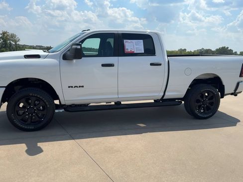 Used 2026 RAM 2500 Big Horn AWD/4WD image 5