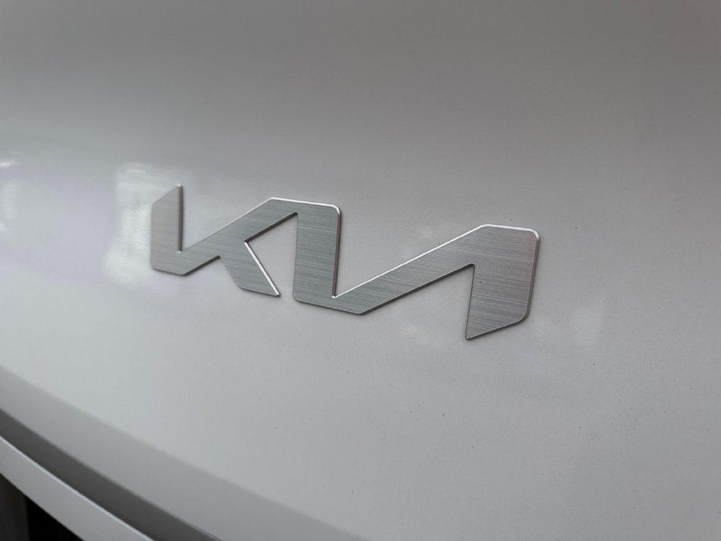 Used 2024 Kia EV6 Light AWD/4WD image 31