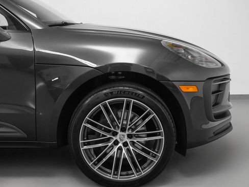 Used 2025 Porsche Macan Turbo image 15