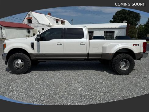 Used 2018 Ford F350 King Ranch w/ King Ranch Ultimate Package AWD/4WD image 2