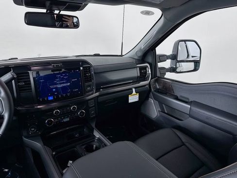 New 2026 Ford F250 Lariat w/ Black Appearance Package image 24