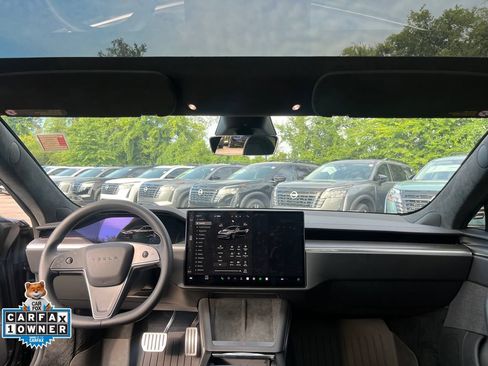 Used 2024 Tesla Model S Plaid AWD/4WD image 23