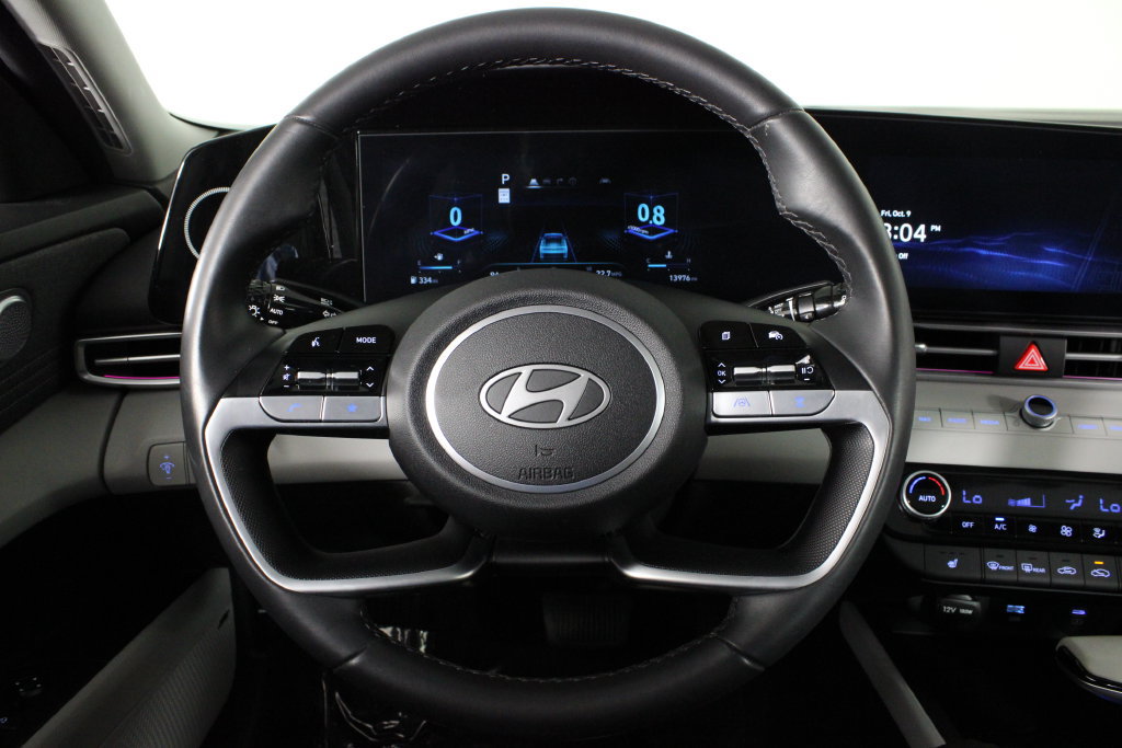 Certified 2024 Hyundai Elantra Limited FWD image 27