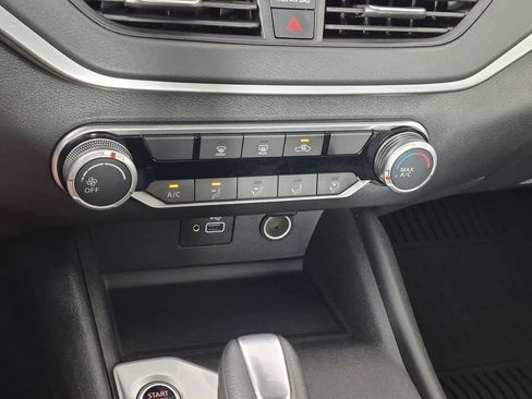 Used 2024 Nissan Altima 2.5 S FWD image 26