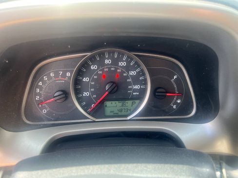Used 2013 Toyota RAV4 XLE AWD/4WD image 8