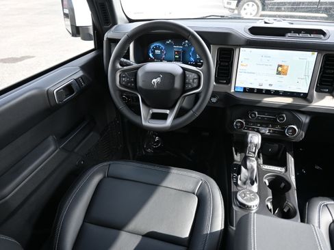 New 2026 Ford Bronco Outer Banks AWD/4WD image 34