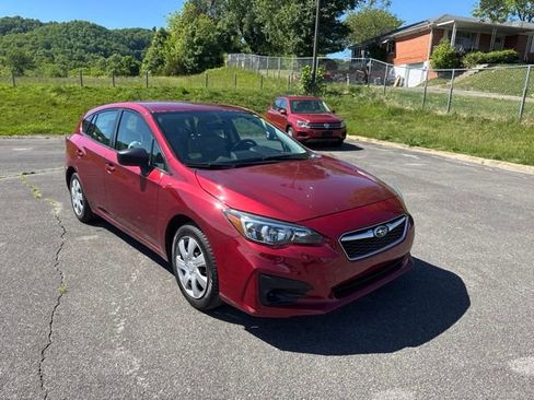Used 2018 Subaru Impreza 2.0i w/ Popular Package #2 AWD/4WD image 2