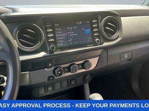 Used 2020 Toyota Tacoma SR w/ SR Convenience Package RWD image 10
