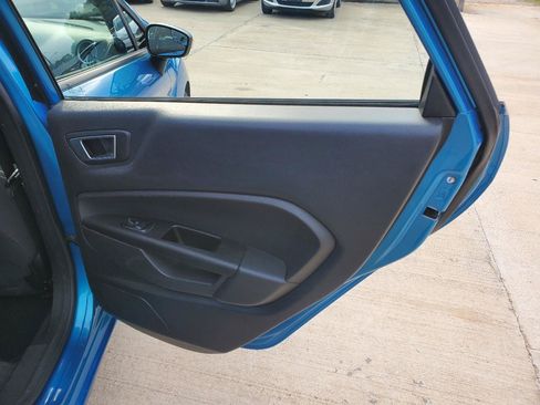 Used 2015 Ford Fiesta SE FWD image 8