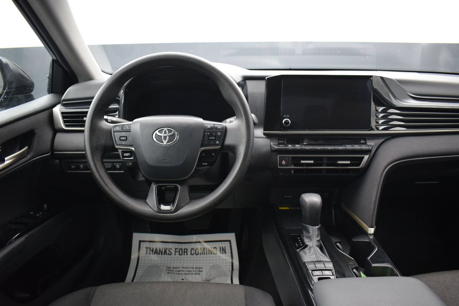 Used 2025 Toyota Camry LE FWD image 14