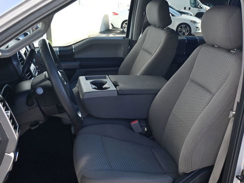 Used 2017 Ford F150 XLT image 14