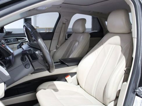 Used 2019 Lincoln MKZ Reserve w/ Reserve Plus Package image 11