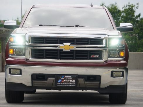 Used 2014 Chevrolet Silverado 1500 LTZ Z71 w/ LTZ Plus Package AWD/4WD image 32