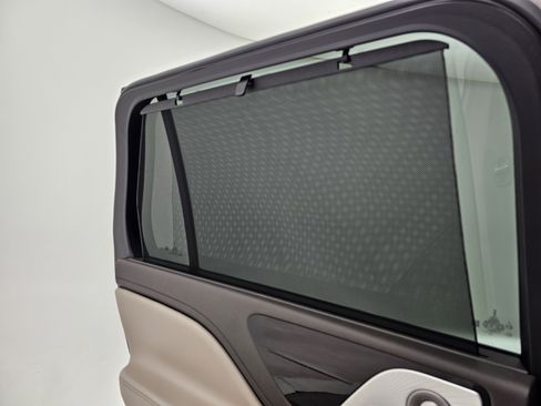 Used 2022 Lincoln Aviator Grand Touring w/ Equipment Group 301A image 25