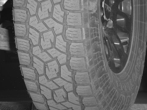 Used 2021 Toyota Tacoma SR5 RWD image 10