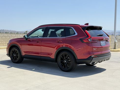 Used 2023 Honda CR-V Sport image 9