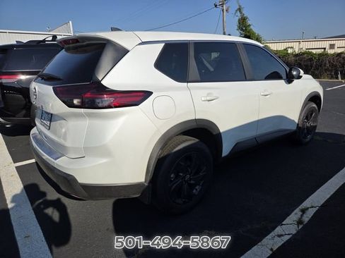 Certified 2026 Nissan Rogue SV w/ Cold Weather Package FWD image 4