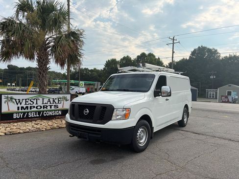 Used 2018 Nissan NV 3500 S RWD image 1