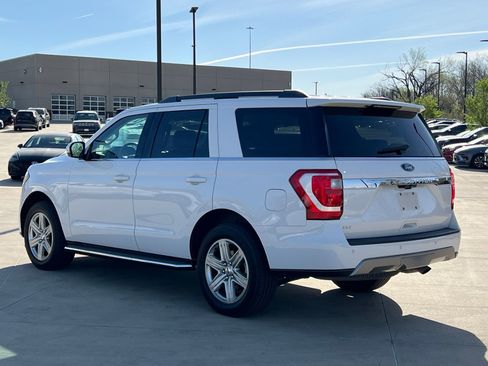 Used 2019 Ford Expedition XLT w/ Equipment Group 202A image 9
