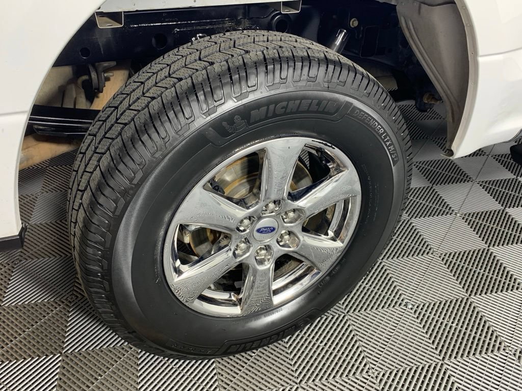 Used 2019 Ford F150 XLT w/ Equipment Group 302A Luxury AWD/4WD image 30