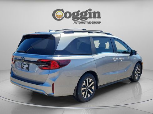New 2026 Honda Odyssey EX-L image 5